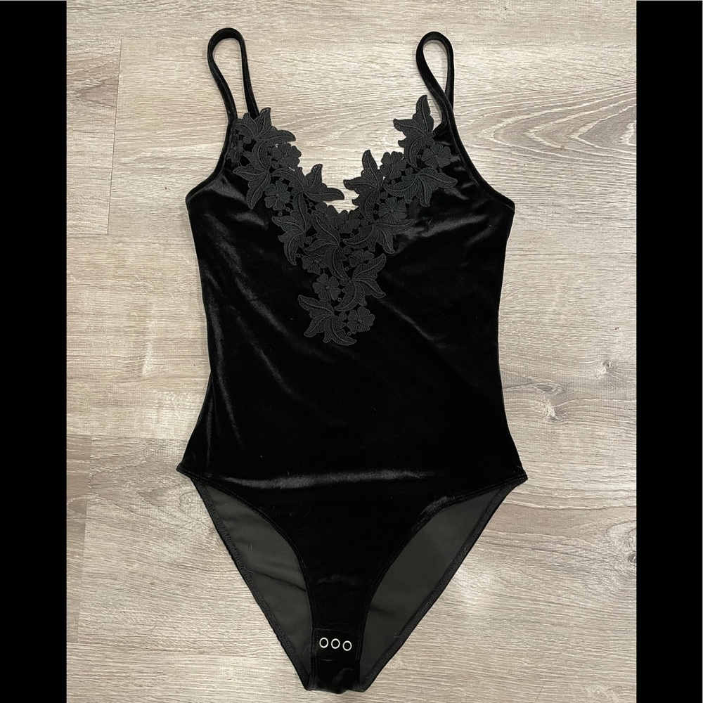 Top shop Velvet Bodysuit